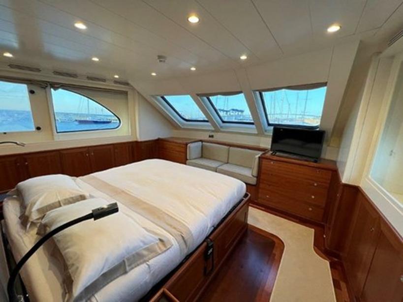 yacht Archipelago