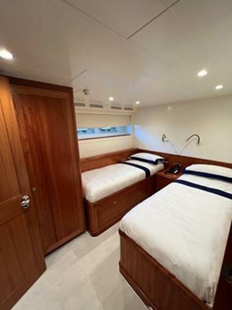 yacht Archipelago