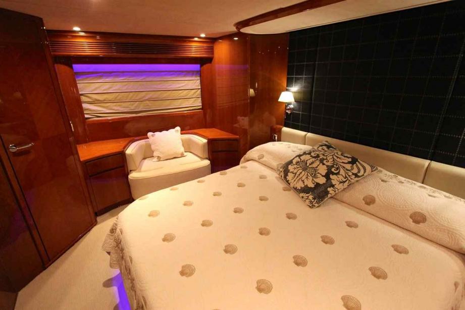 yacht Princess 25