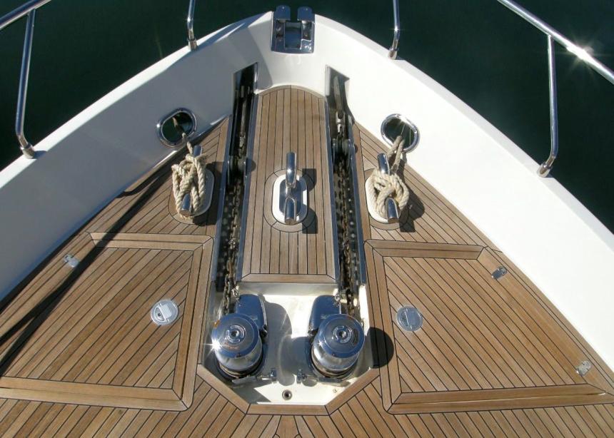 yacht Ferretti 681