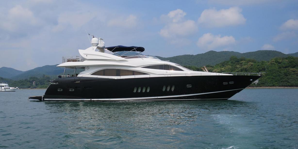 yacht Sunseeker 90