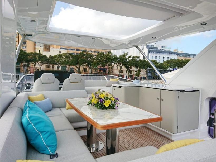 yacht Azimut 60 Flybridge