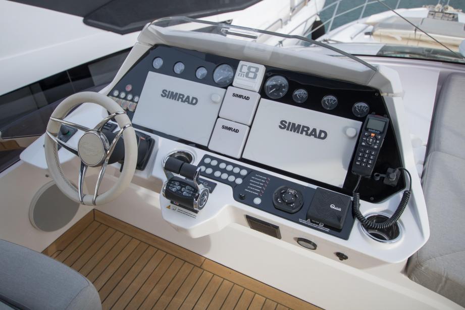 yacht Sunseeker 68 Sport Yacht