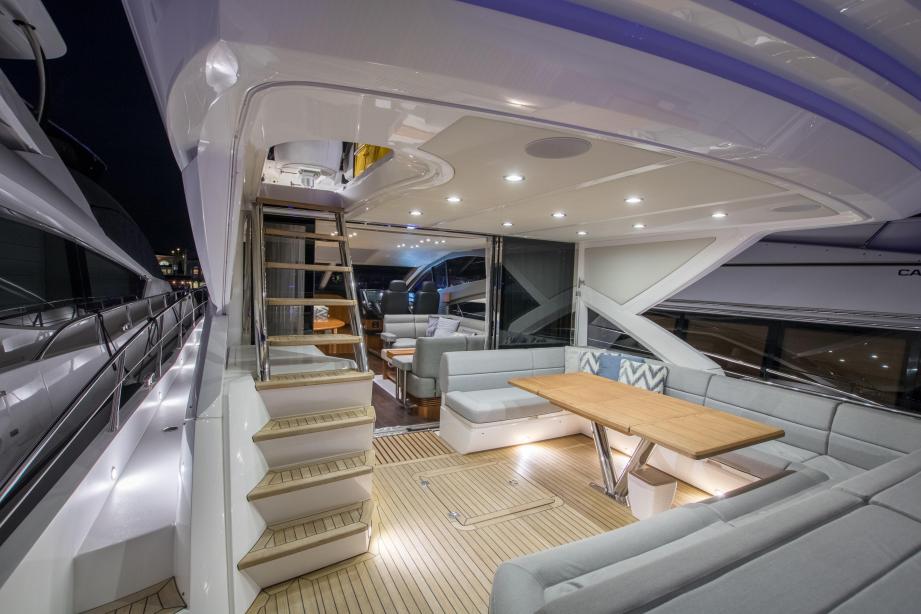 yacht Sunseeker 68 Sport Yacht