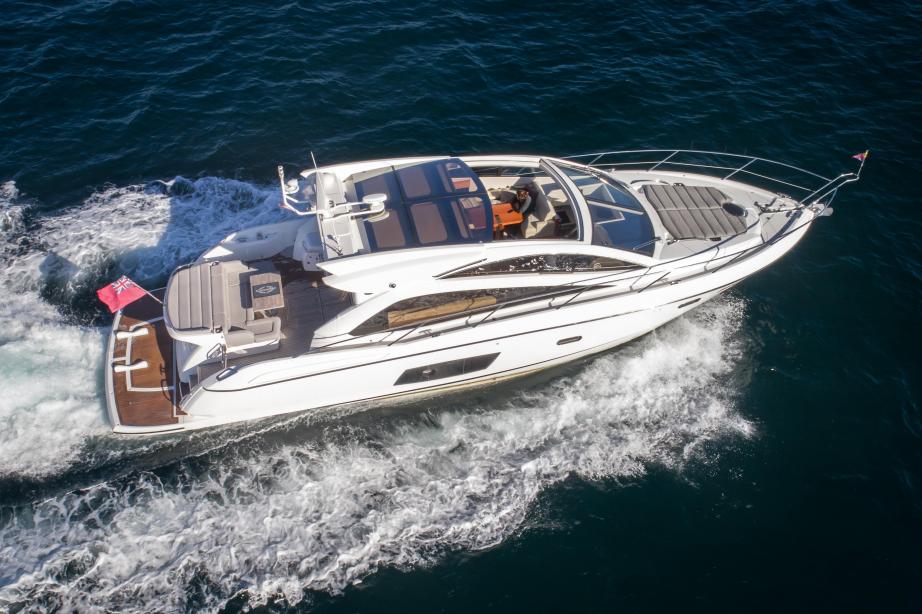 yacht Sunseeker Predator 53