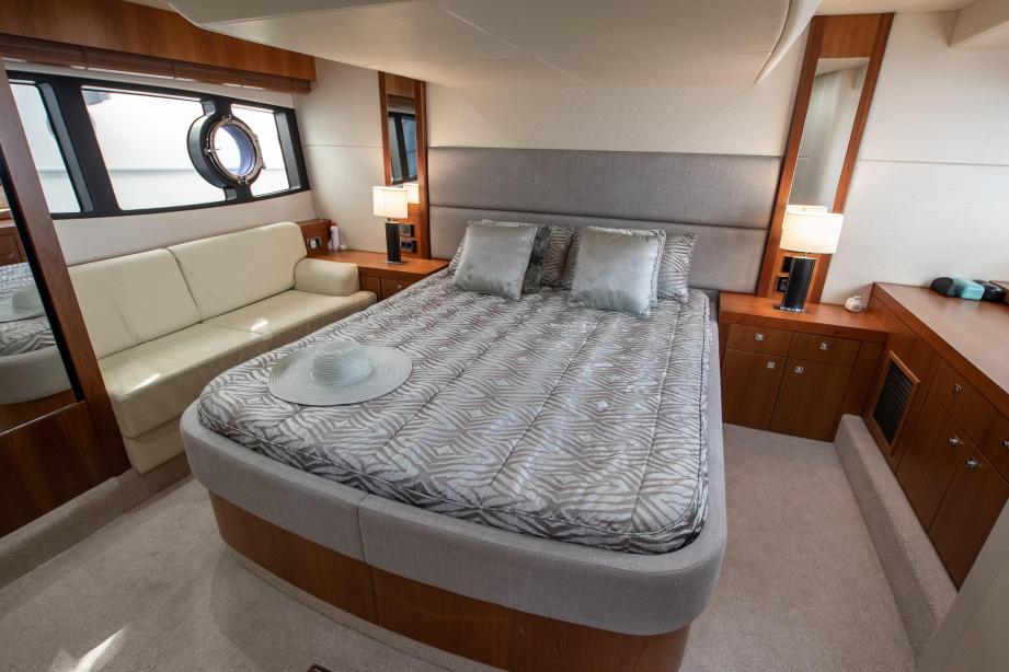 yacht Sunseeker Predator 53