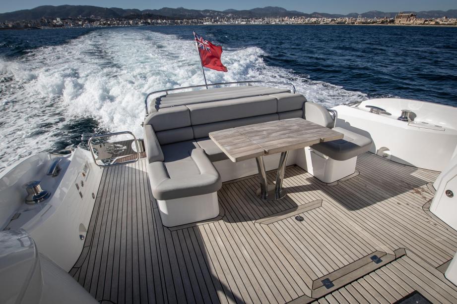 yacht Sunseeker Predator 53