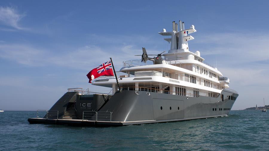 yacht Ice