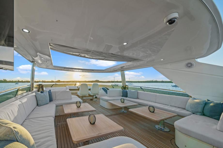 yacht Current $ea