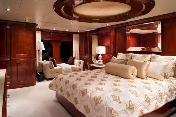 yacht Christensen Hull 42