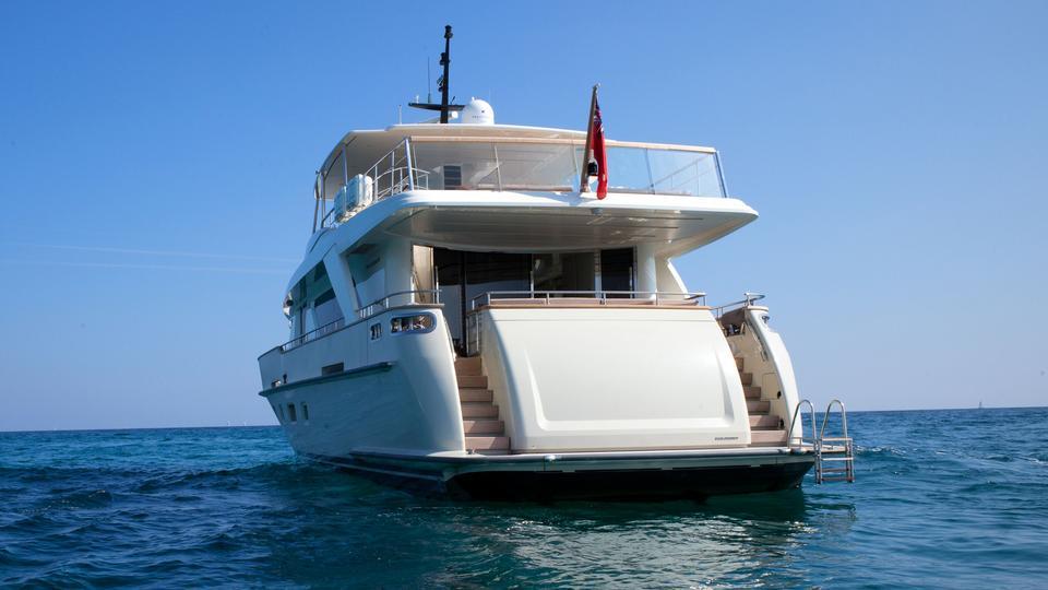 yacht Serenity IV