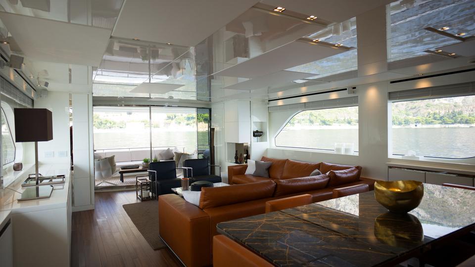 yacht Serenity IV