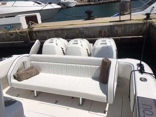yacht Intrepid Cuddy 40