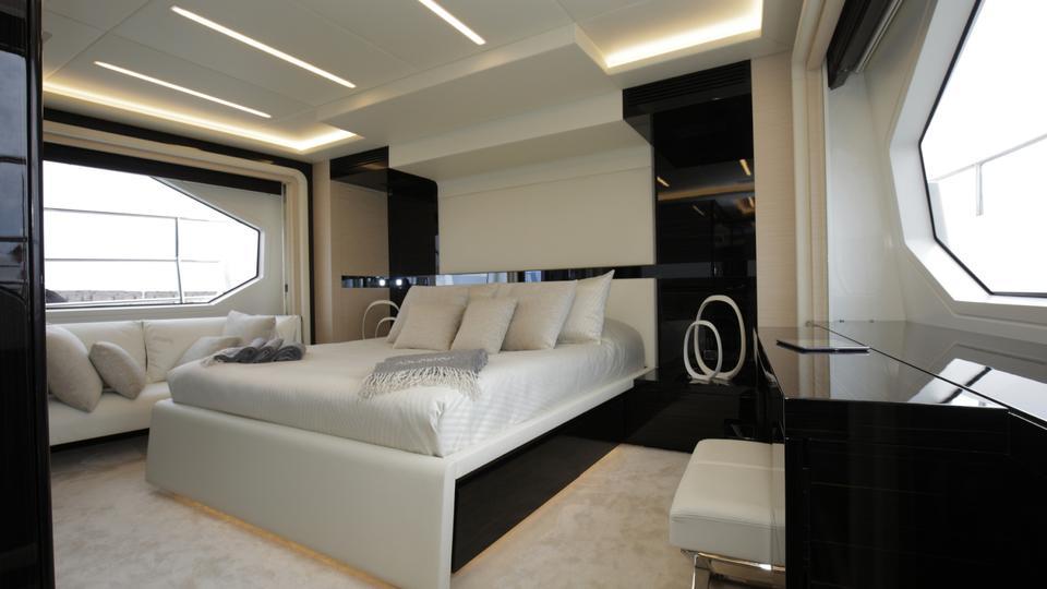 yacht Novastar