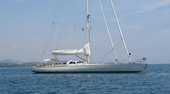 yacht Amaalta