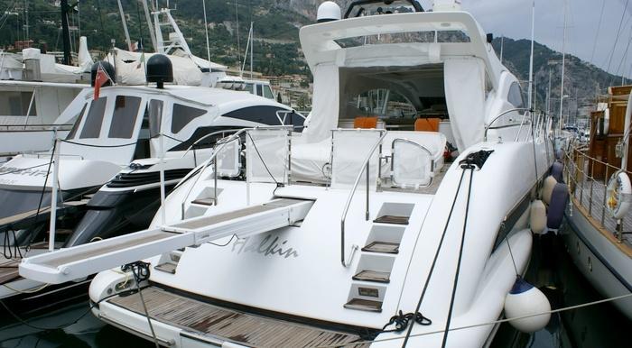 yacht Halkin
