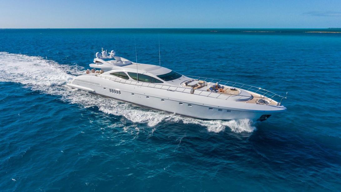 yacht Incognito