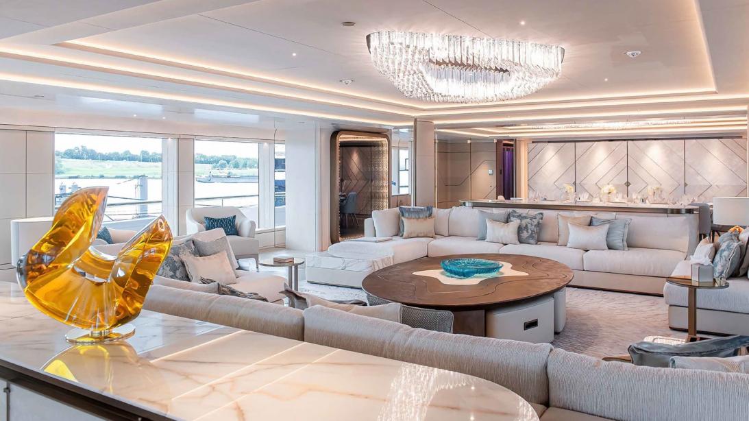 yacht H3