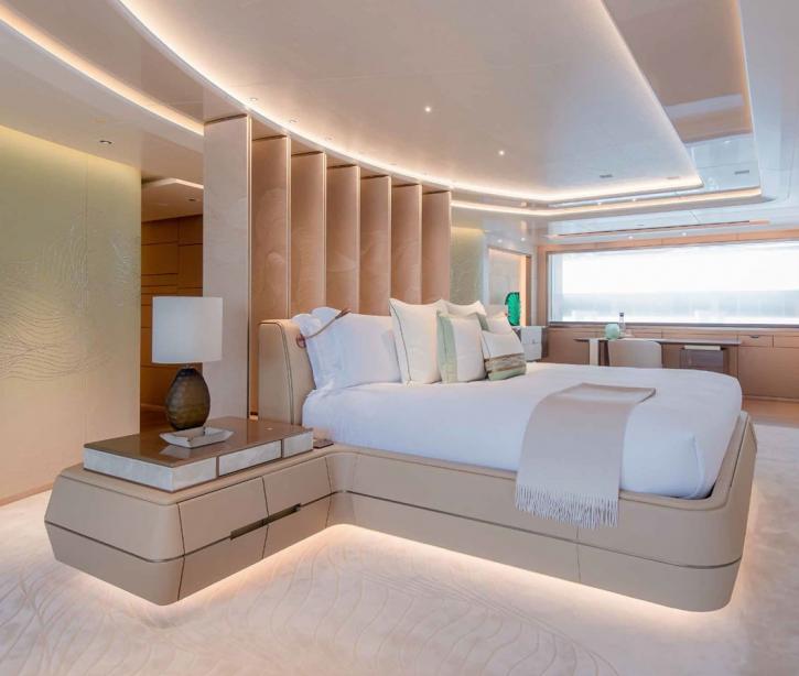 yacht H3