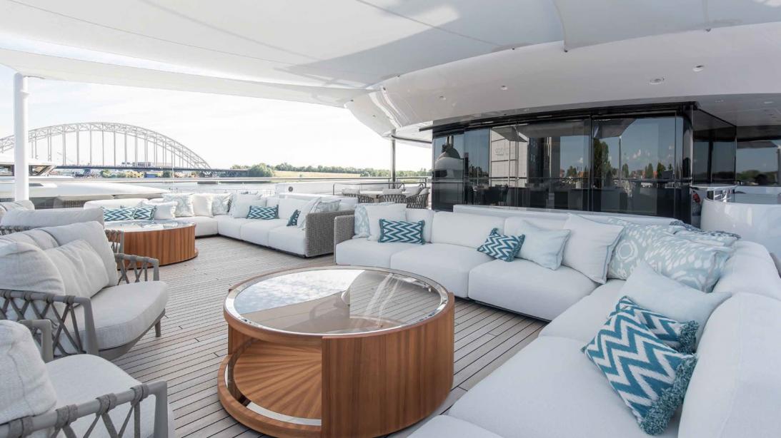 yacht H3