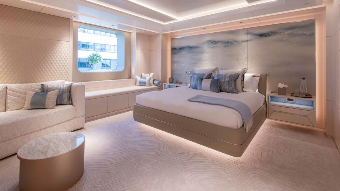 yacht H3