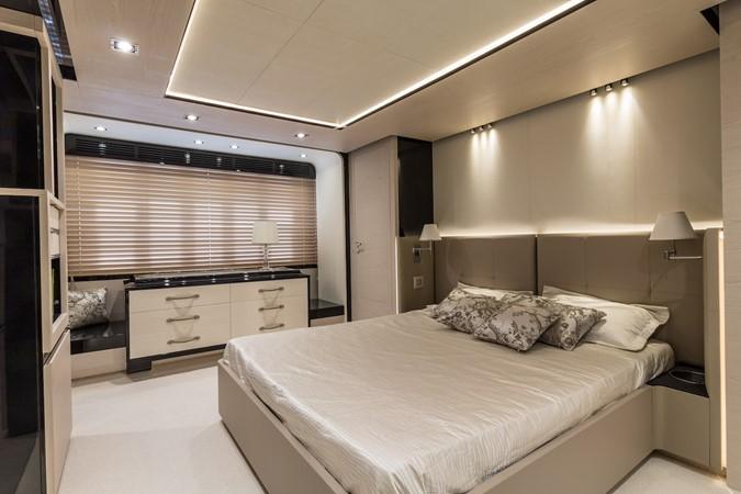 yacht Lena