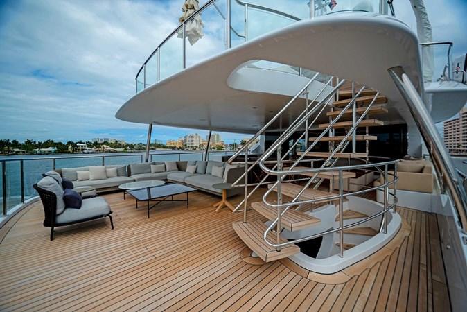 yacht Gitana