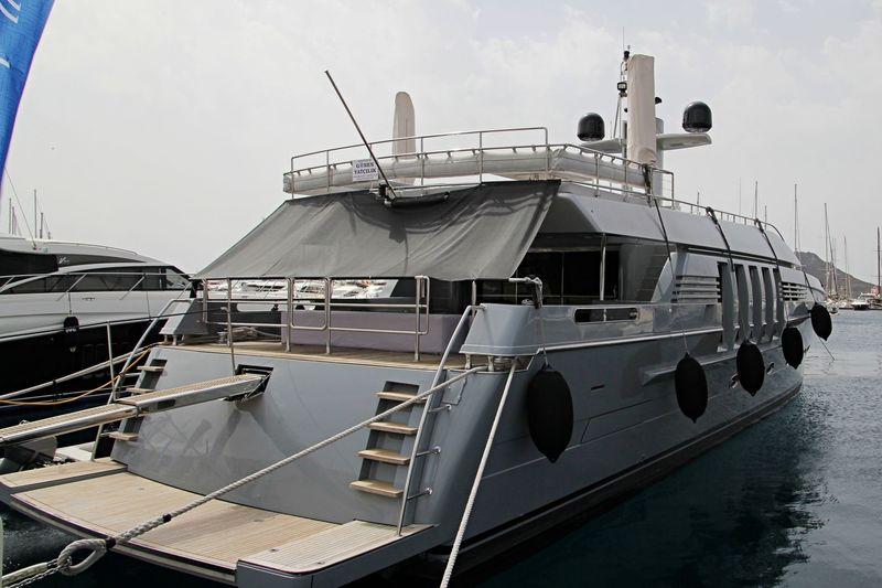 yacht Protect 136