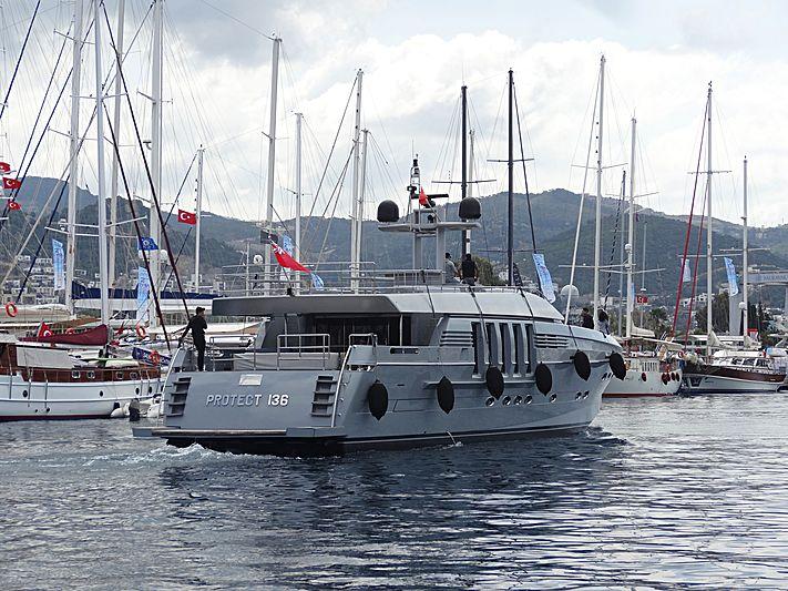 yacht Protect 136
