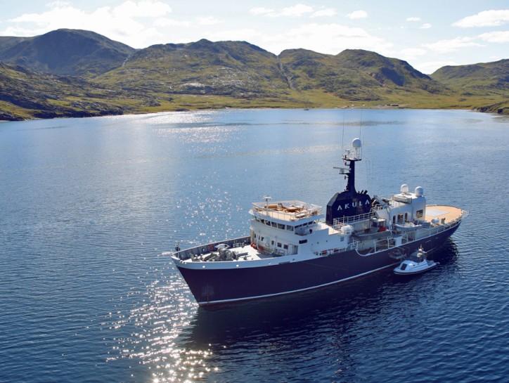 yacht Omnia
