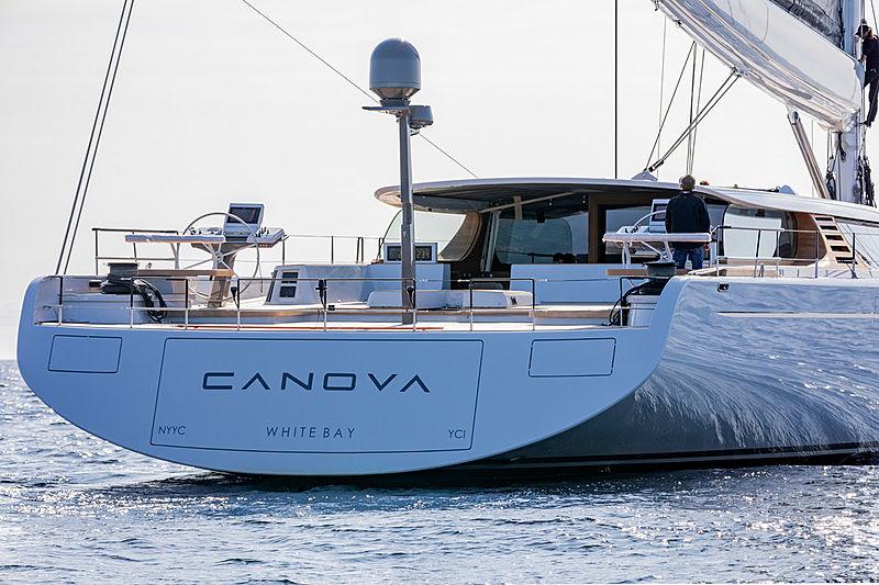 yacht Canova