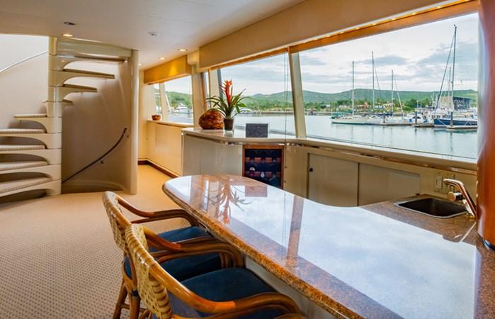 yacht Aquila
