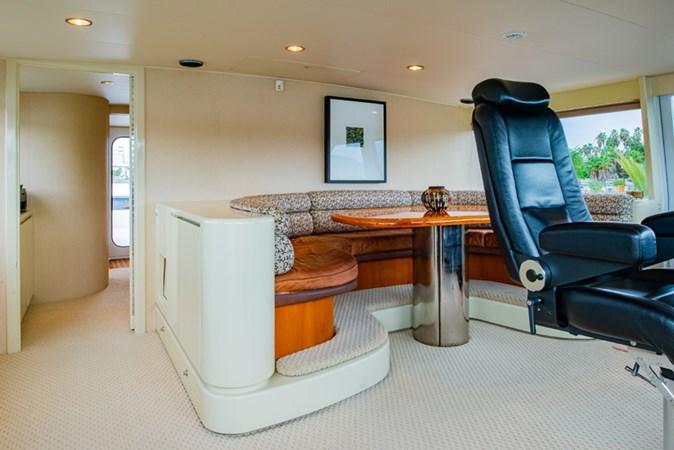 yacht Aquila