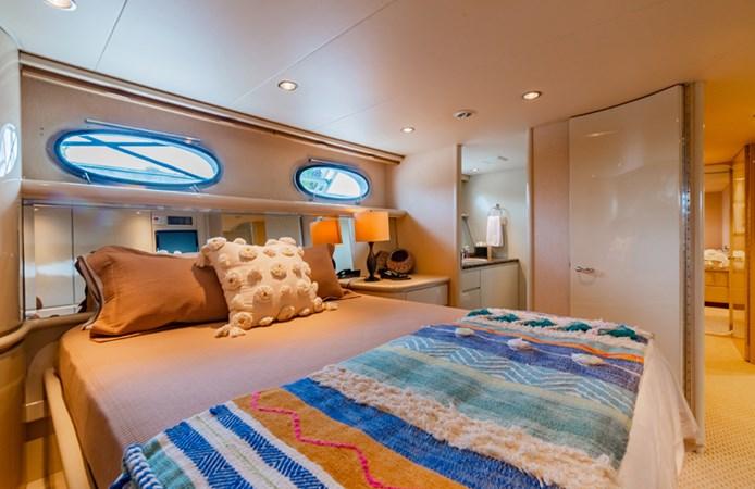 yacht Aquila