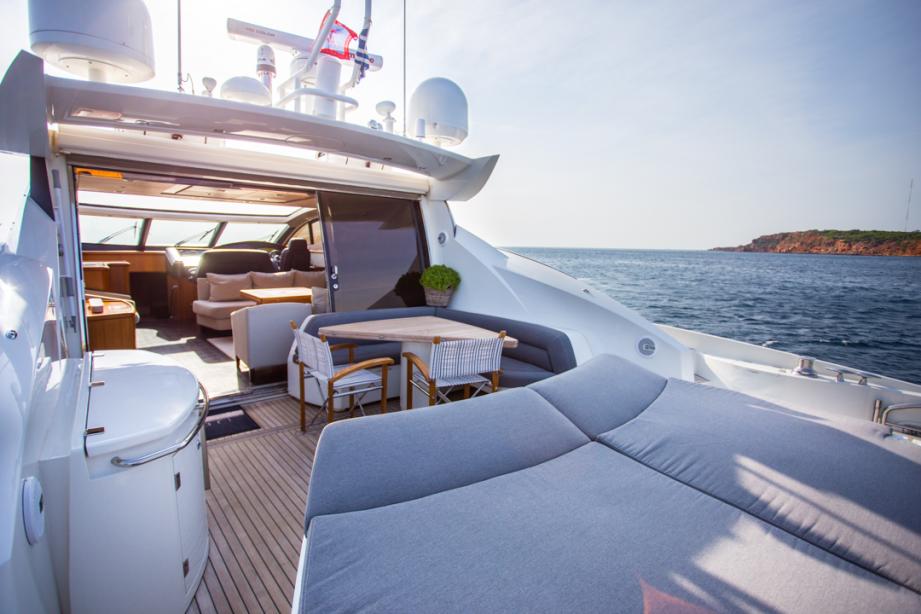 yacht Sunseeker Predator 72