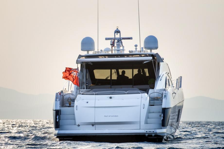 yacht Sunseeker Predator 72