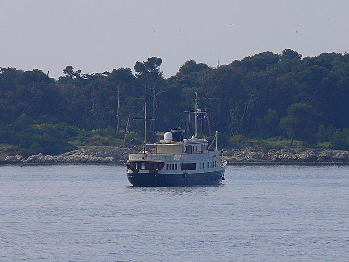 yacht Lady May of Glandore