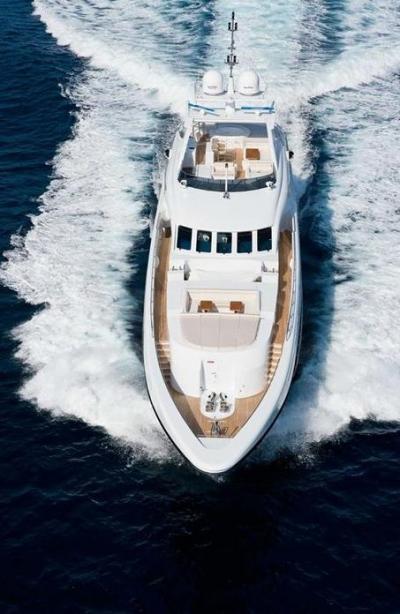 yacht Lady Lara