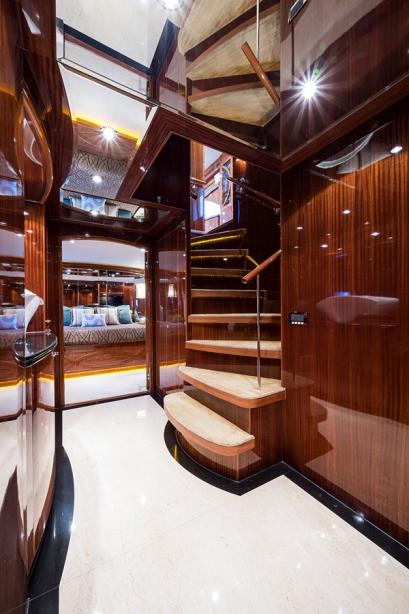 yacht Limitless