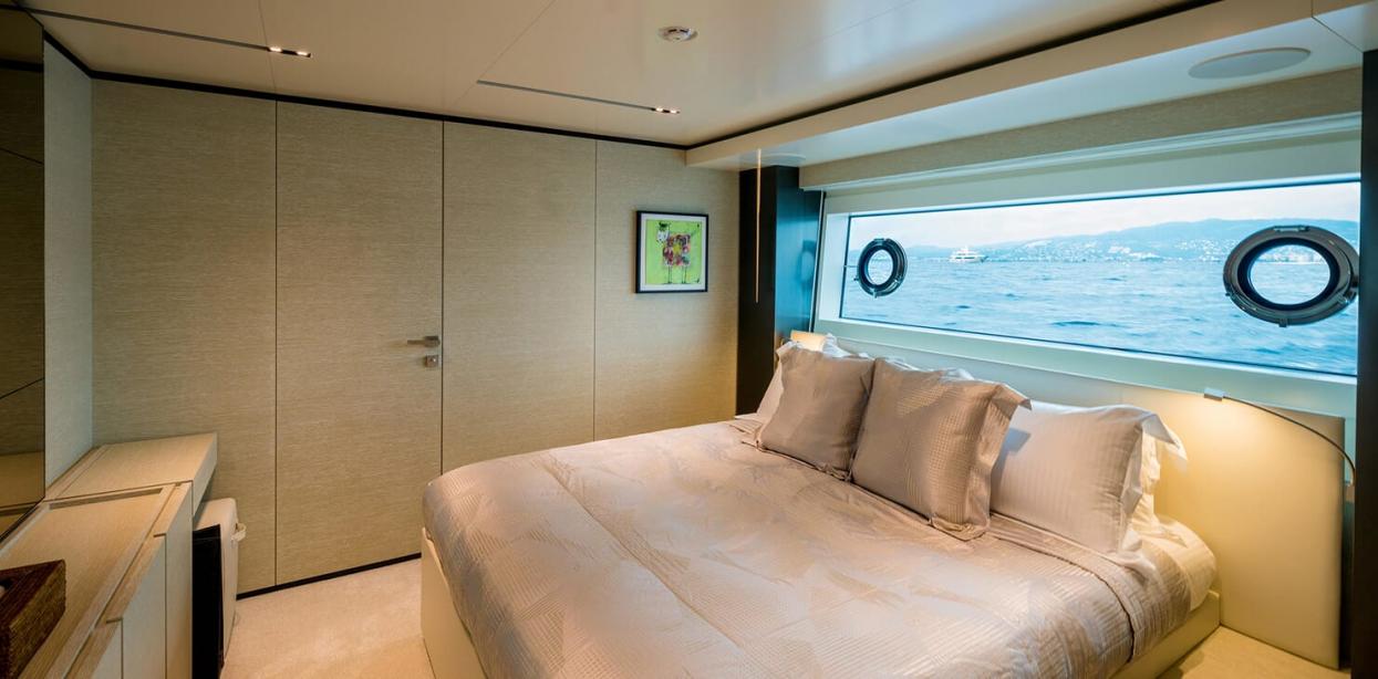 yacht Newal