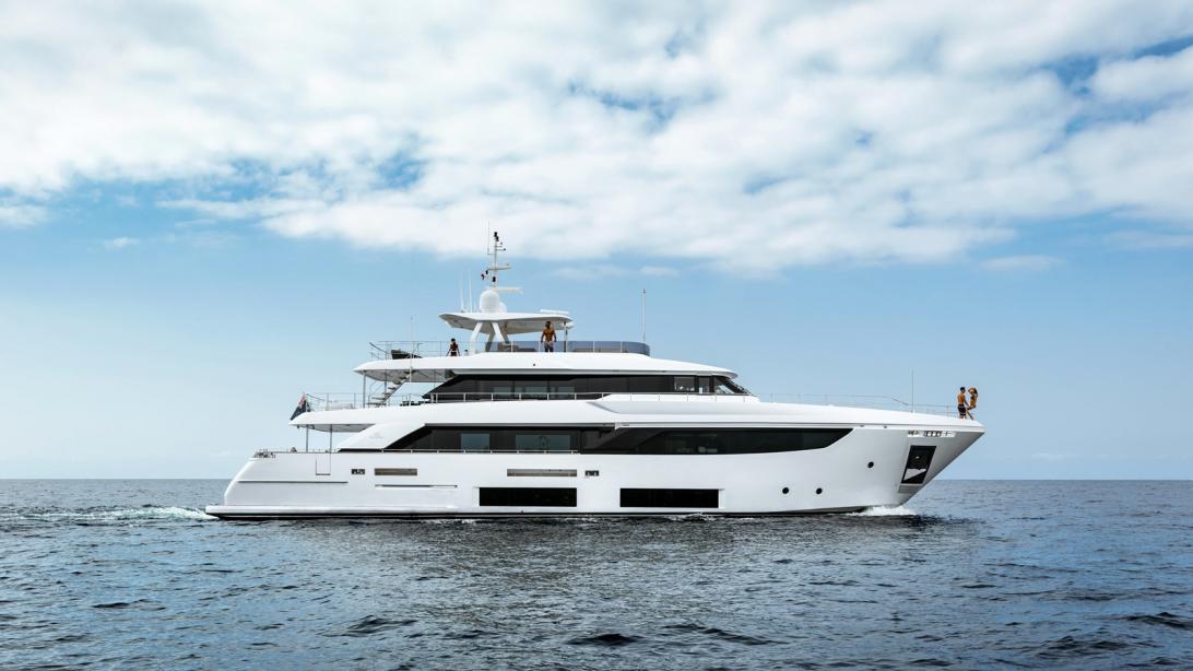 yacht Newal