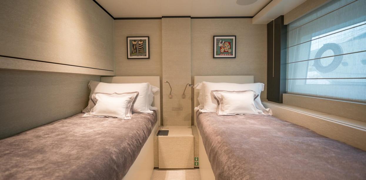 yacht Newal
