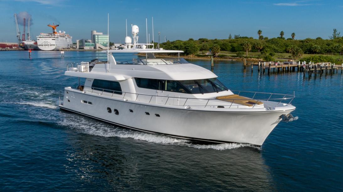 yacht Seas The Moment