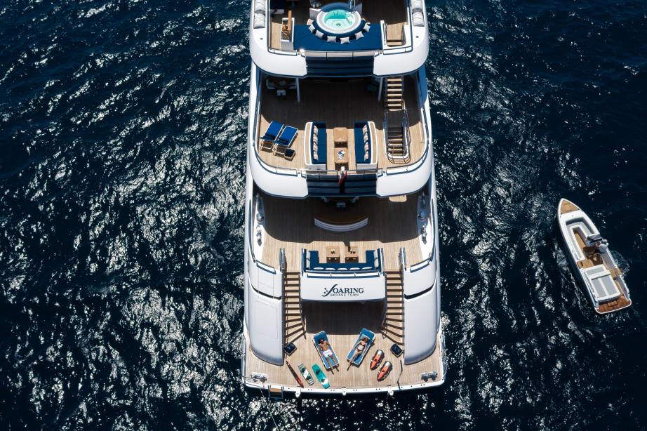 yacht Starlust