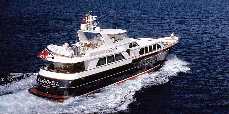 yacht Cassiopea