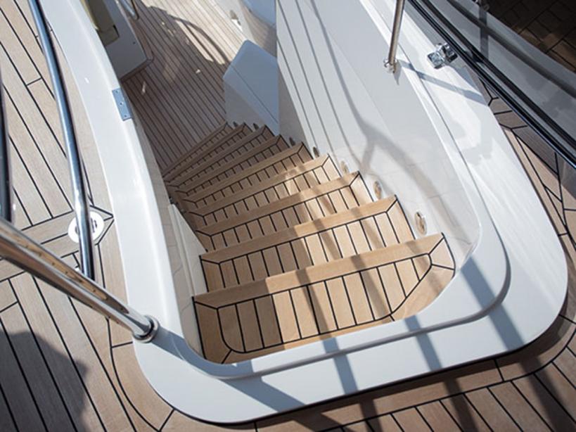 yacht Living The Dream