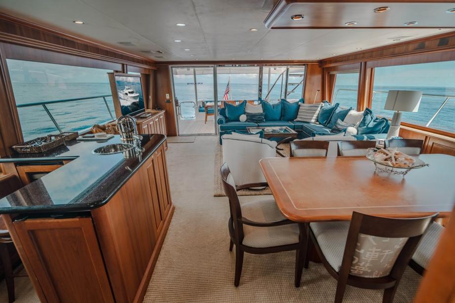 yacht L’Dor V’Dor