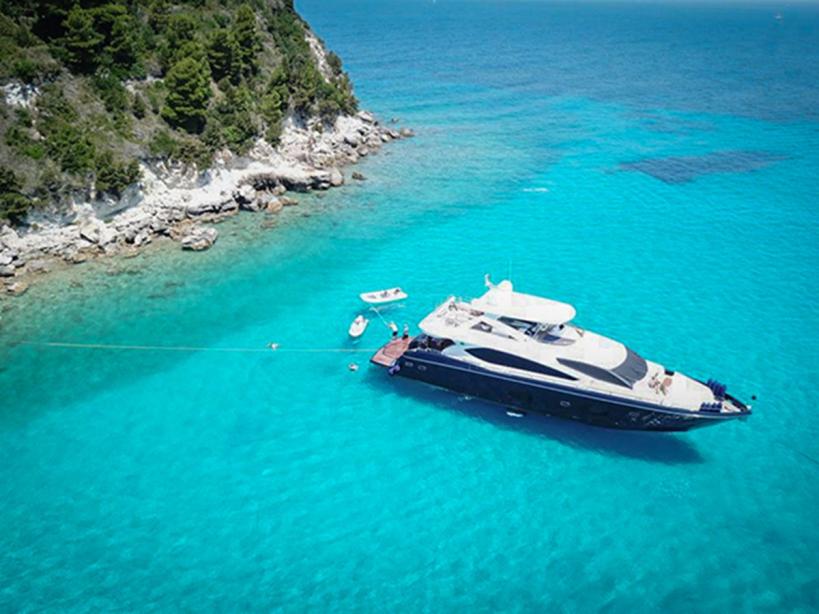 yacht Kyrenia
