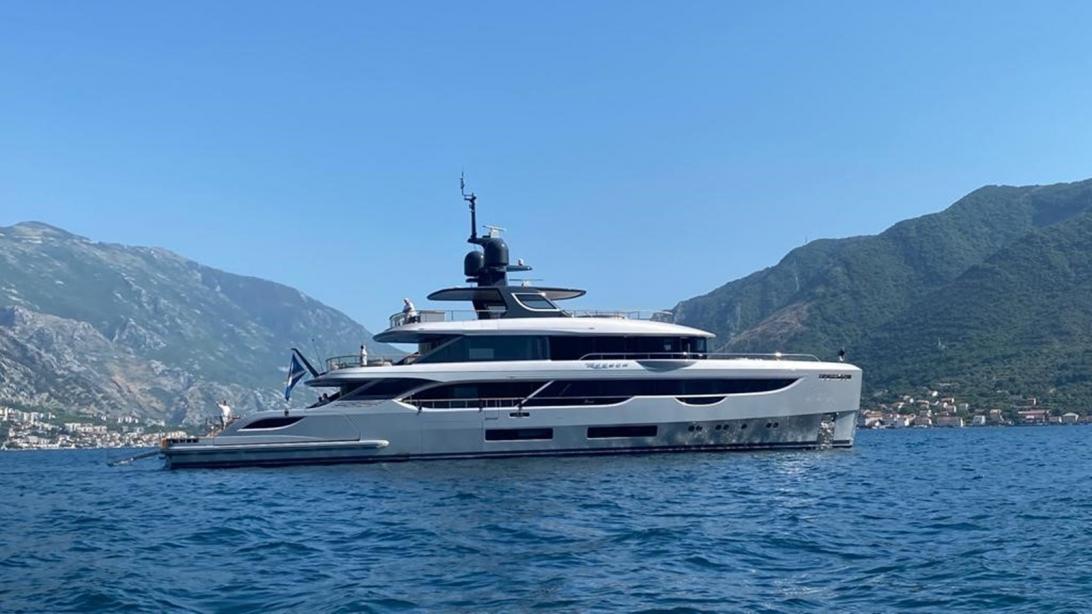 yacht Seagreen