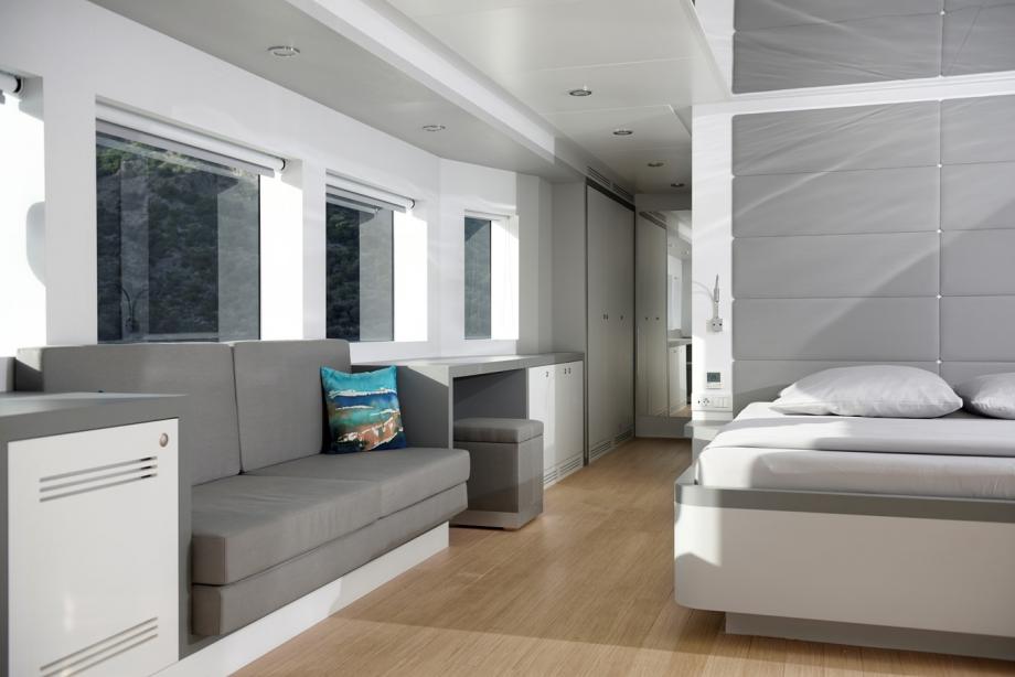 yacht Big Joy